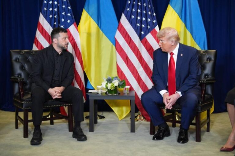 991-ratio-ukrainskiia-prezident-volodimir-zelenski-i-amerikanskiia-mu-kolega-donald-trymp