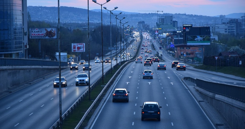 big_highway-7213206_1280