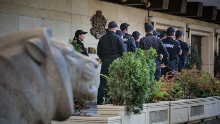 c0eea9b2200148a964a27da40acd9ac6-policeopashkamitko