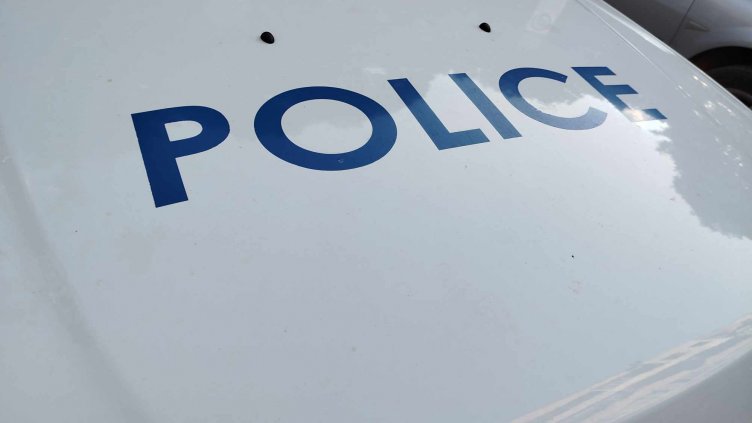 7e7420ab7d2c1de8e351d47ac7bbe5ec-police