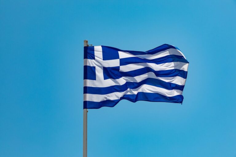 flag-3664528_1920-1536x1024