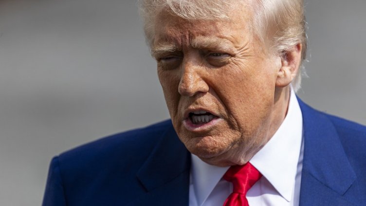 21097cd13cce19dc914b6ccfdc268bb7-donald-trump-2