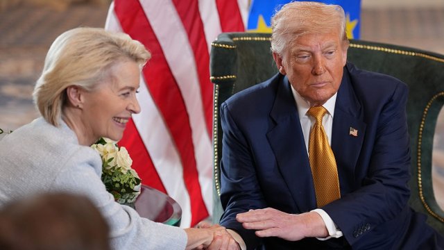 7dbba26121b02a271062e9b2407c5233-ursula-trump-bl